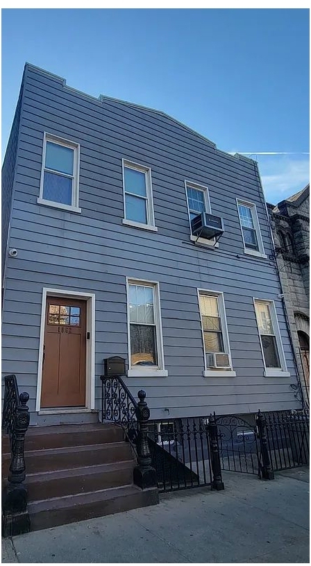 1862 Grove St - Photo 12