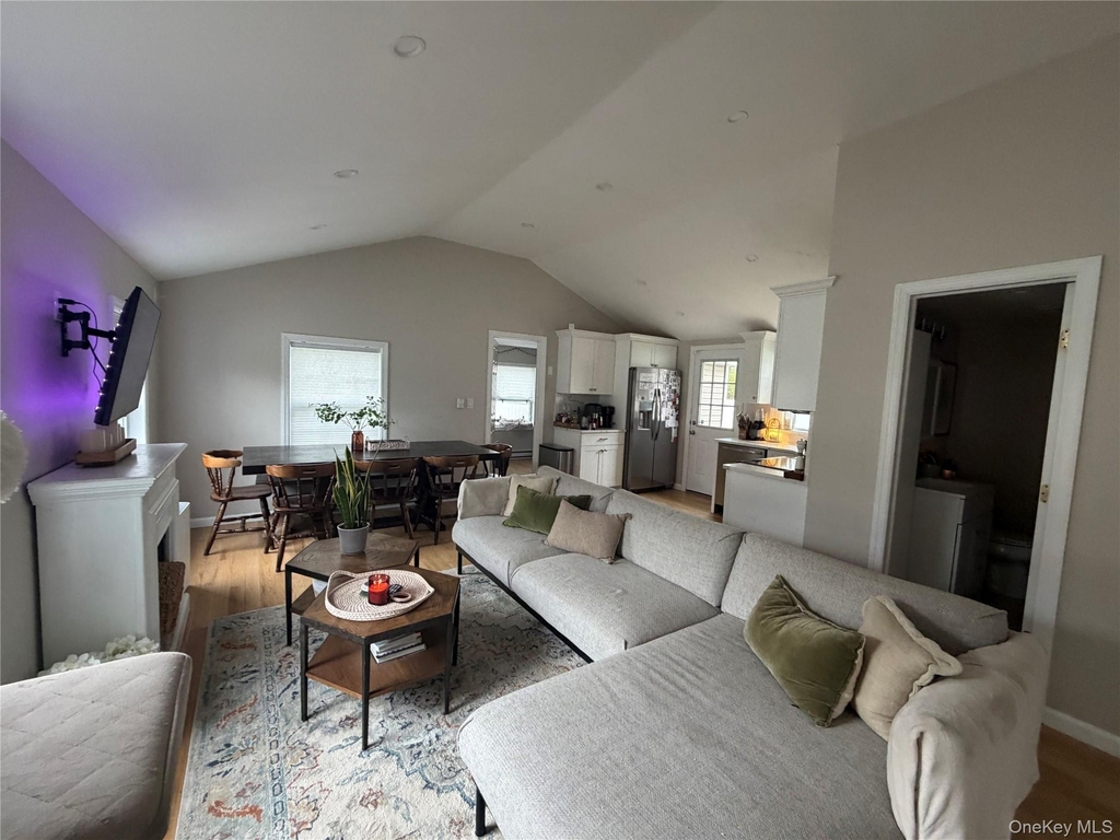 8 Castle Street - Photo 3