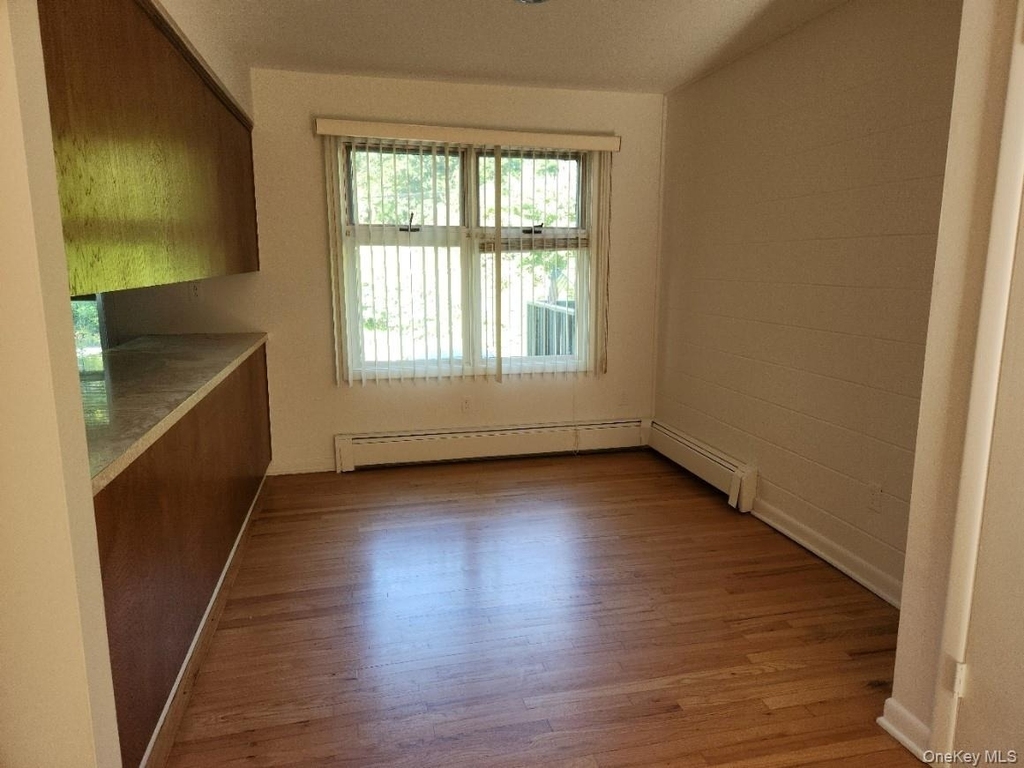 20 Locust Street - Photo 4