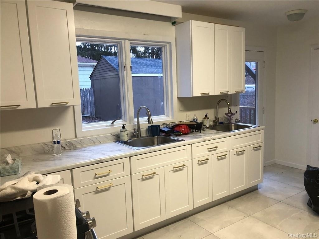 1 Hadassah Lane - Photo 8