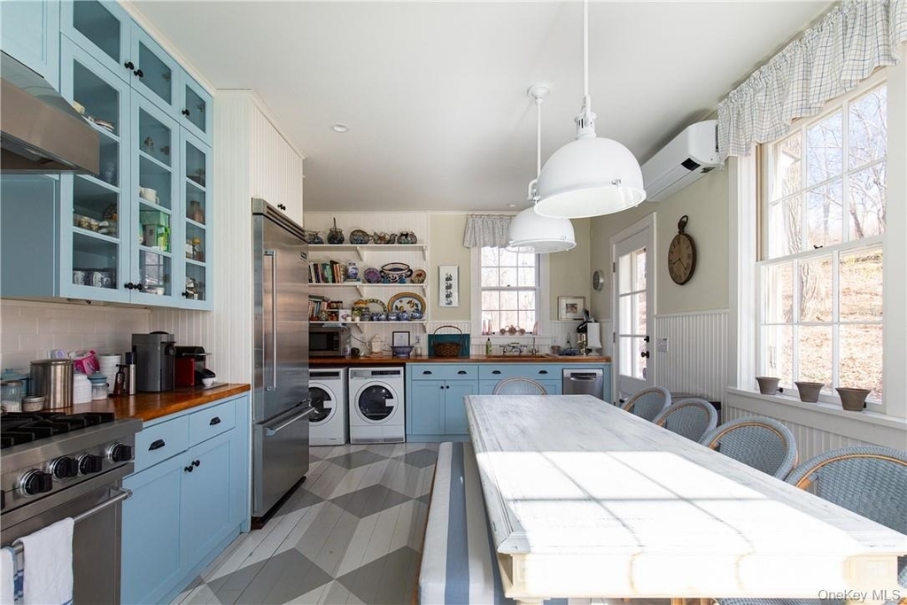 20 Taintor Way - Photo 10