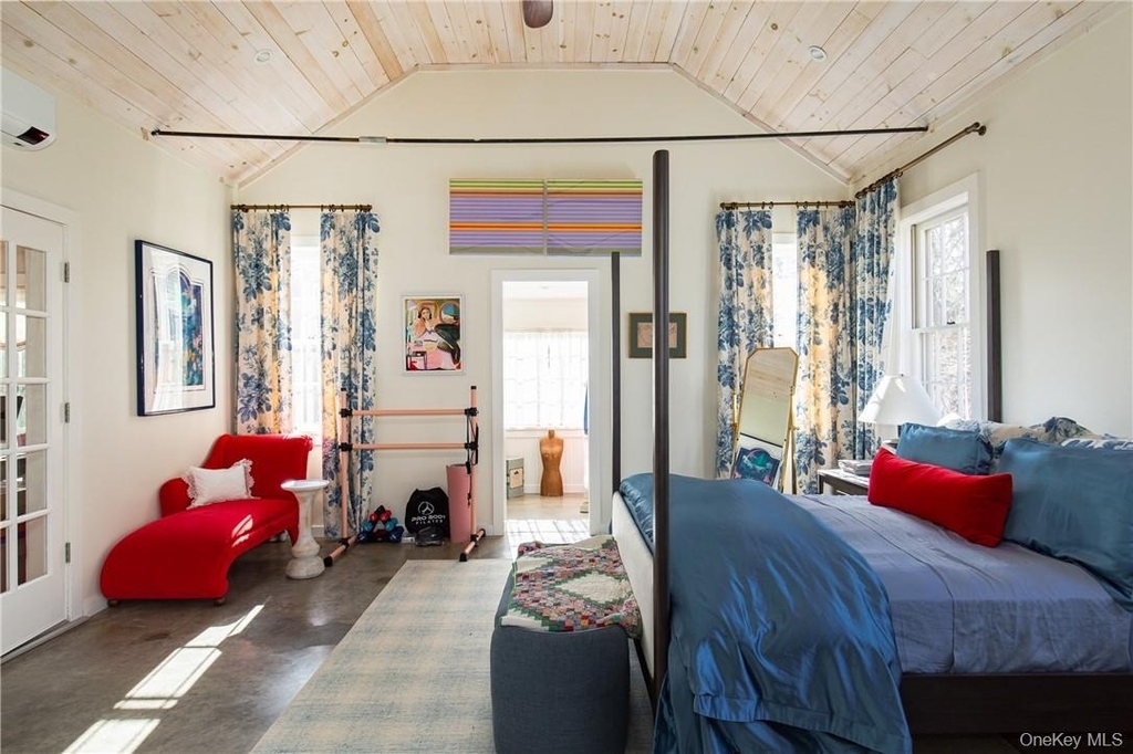 20 Taintor Way - Photo 12