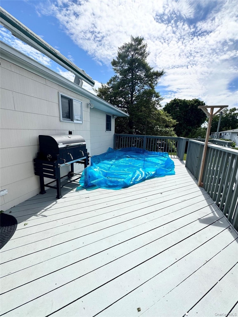 255 Brookside Court - Photo 10