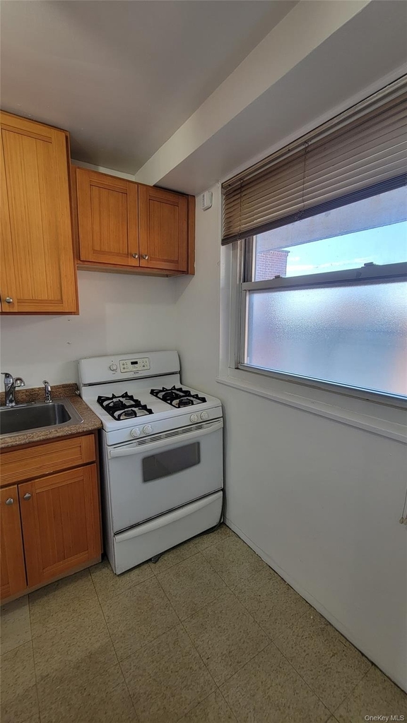 97-07 63rd Road - Photo 4