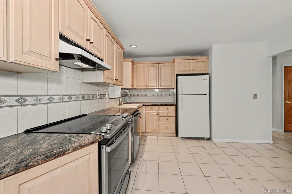 568 Manville Road - Photo 12