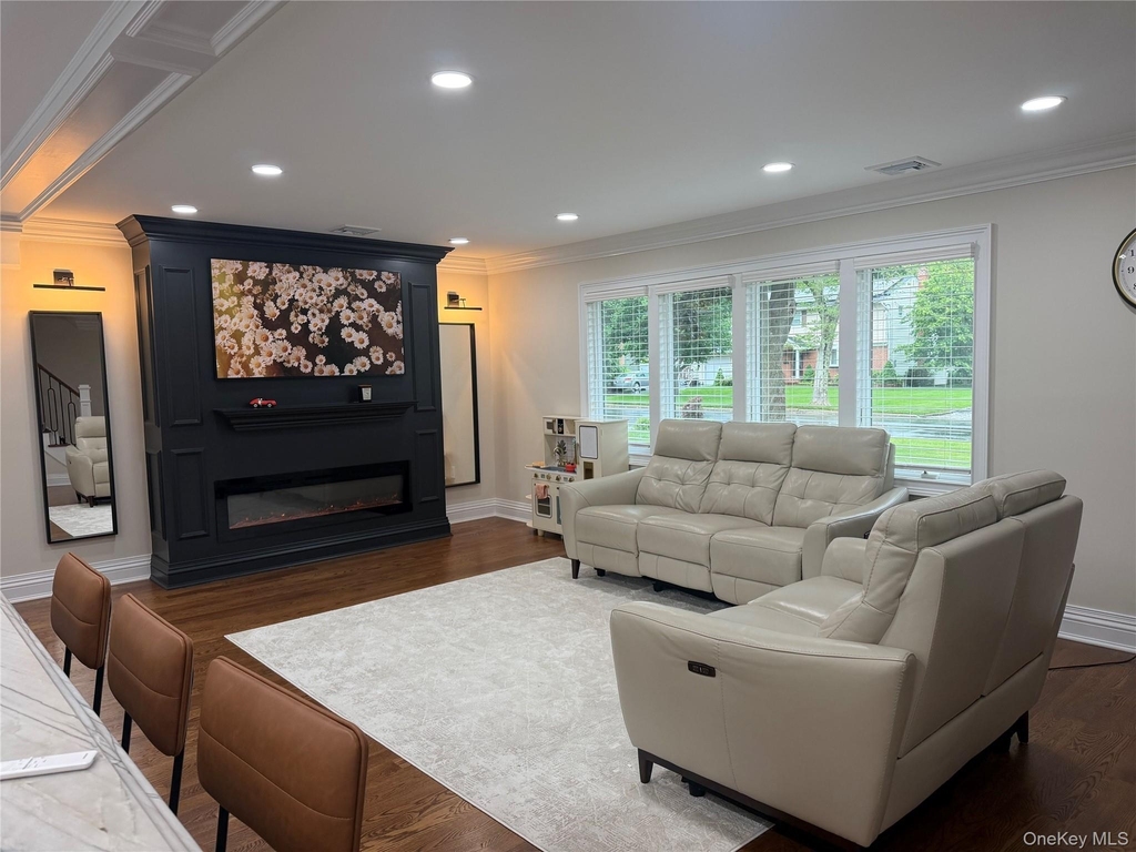 18 Amalia Lane - Photo 1