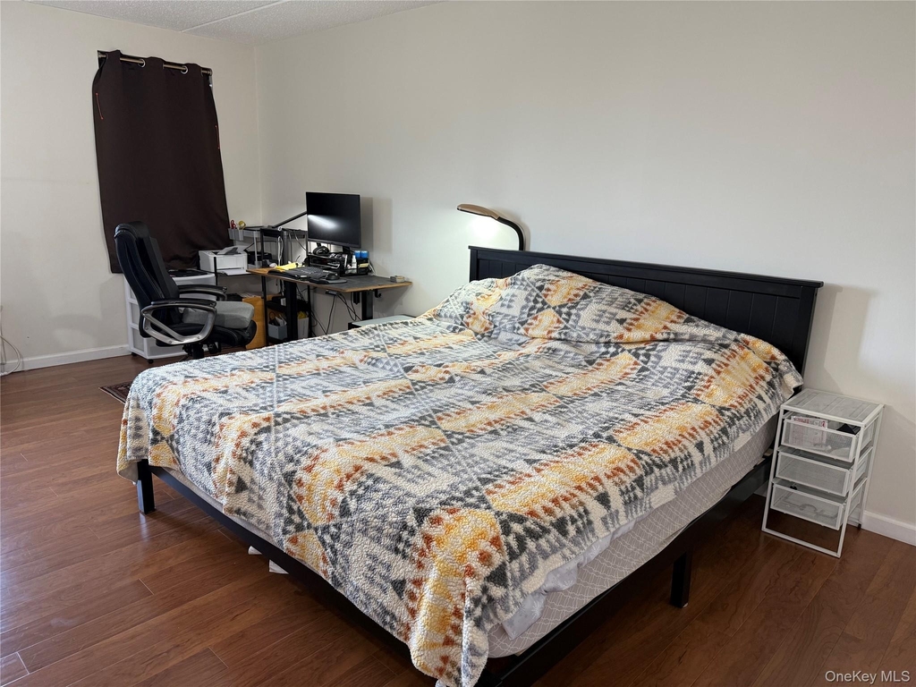175 Maple Avenue - Photo 3