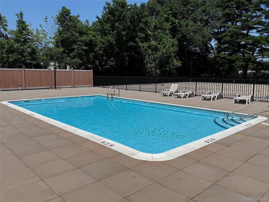175 Maple Avenue - Photo 11