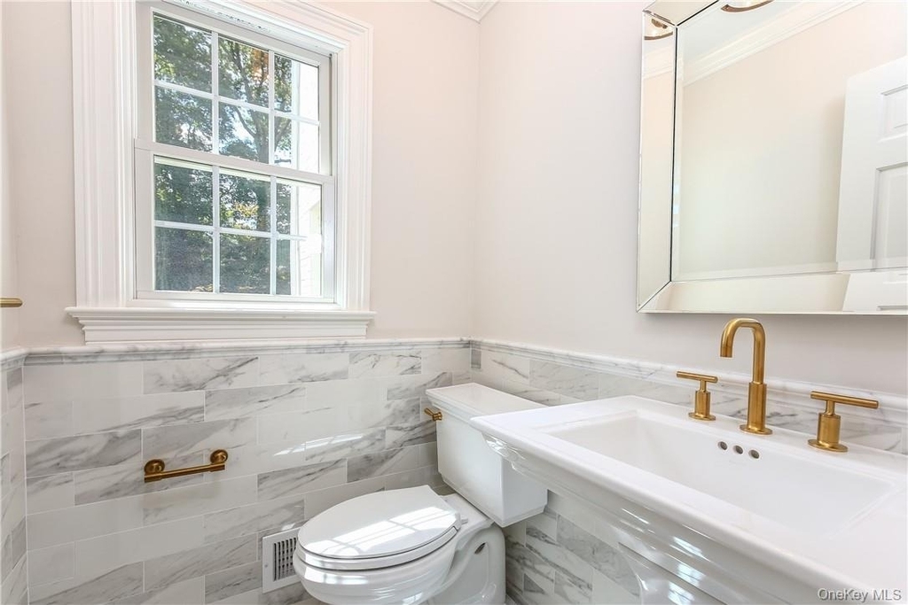 60 Pleasant Ridge Road - Photo 8