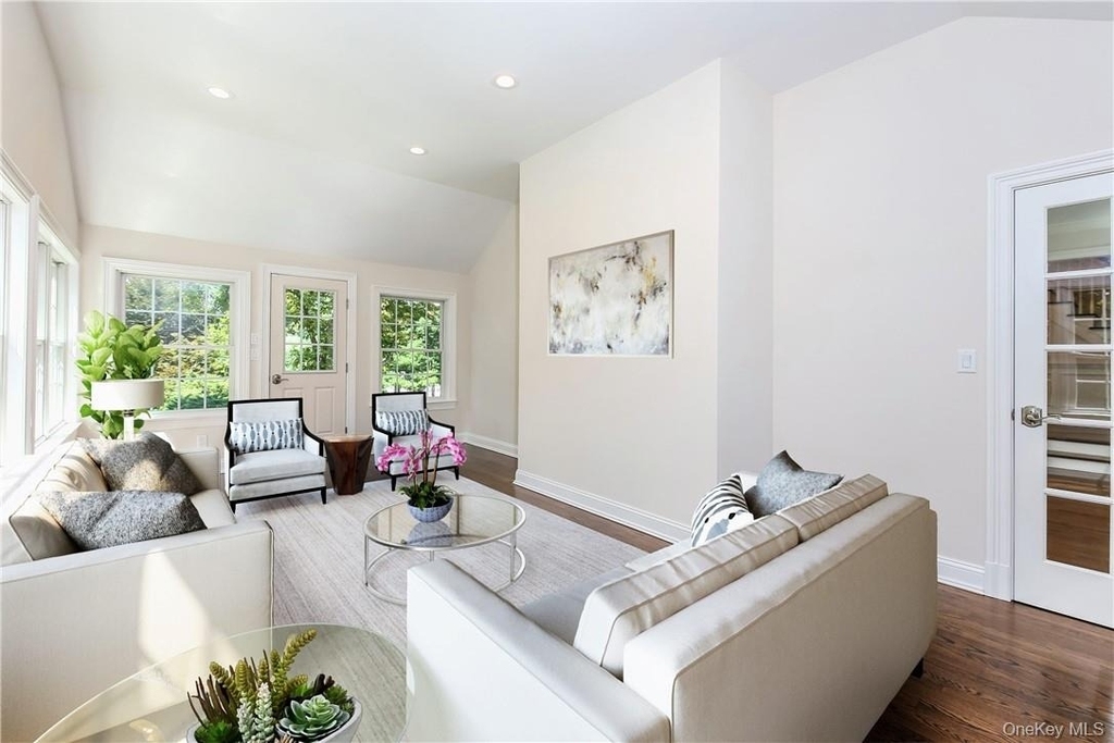 60 Pleasant Ridge Road - Photo 7