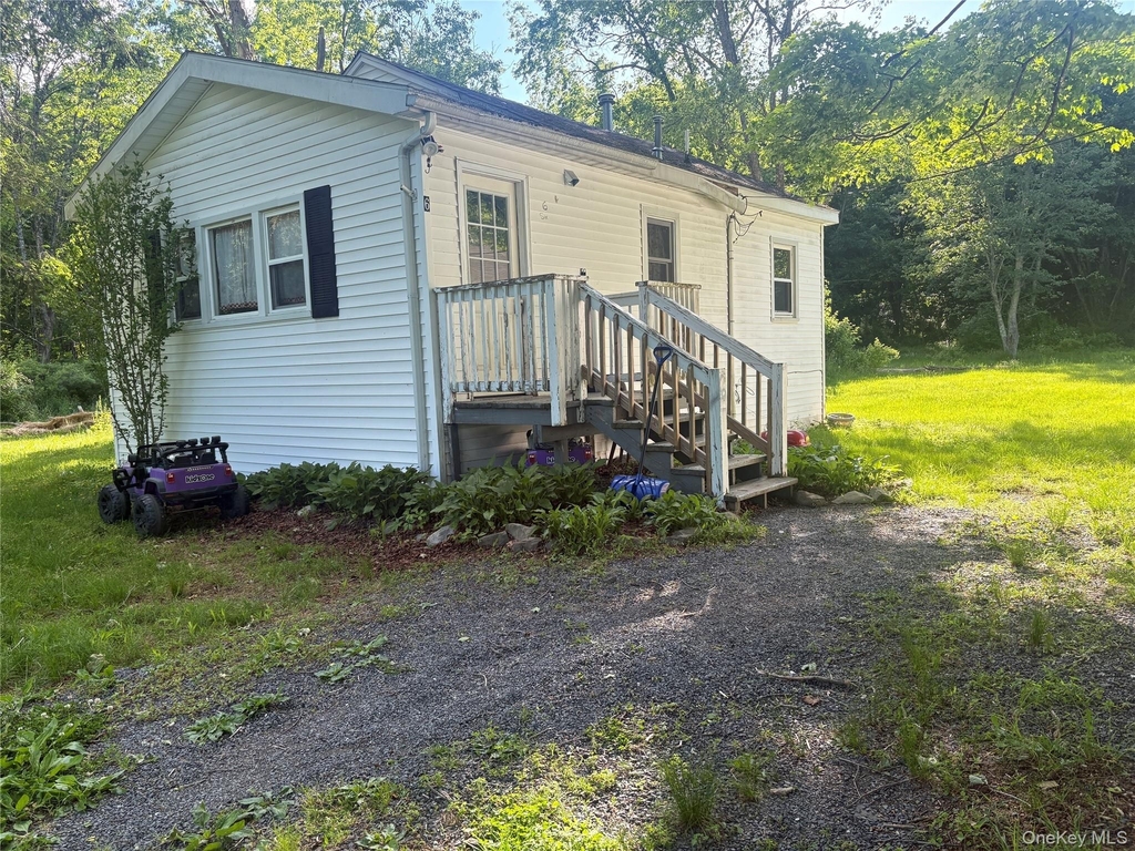 1 Royal Acres Drive - Photo 7