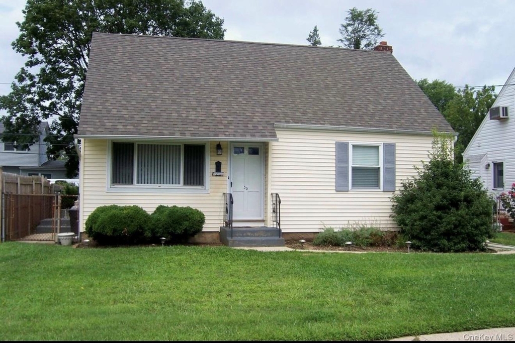 30 Audrey Avenue - Photo 0
