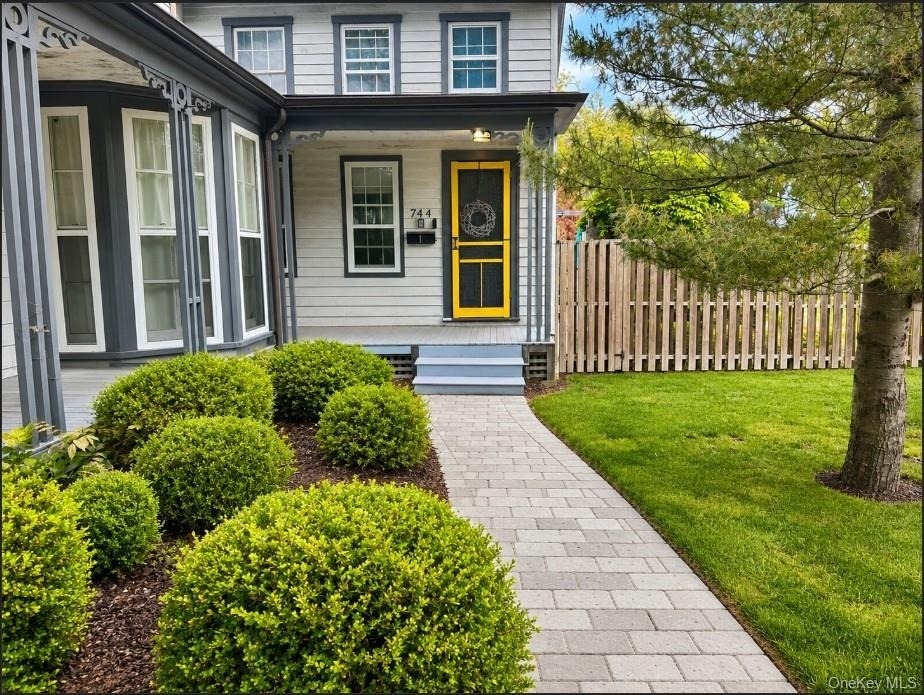 744 Main Street - Photo 25