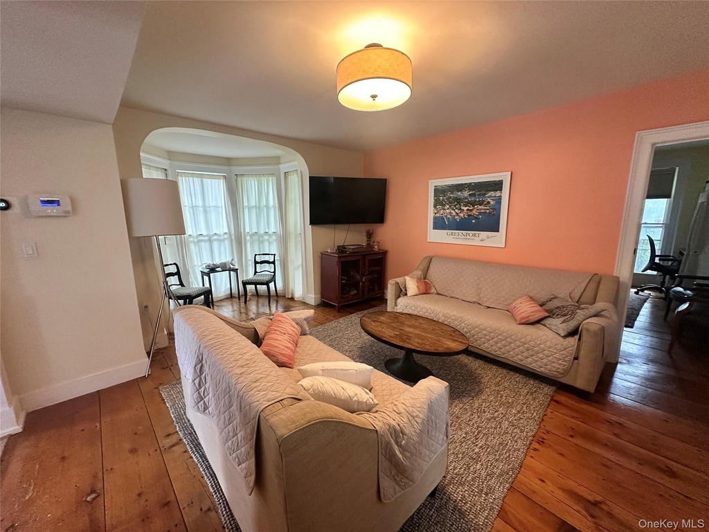 744 Main Street - Photo 12