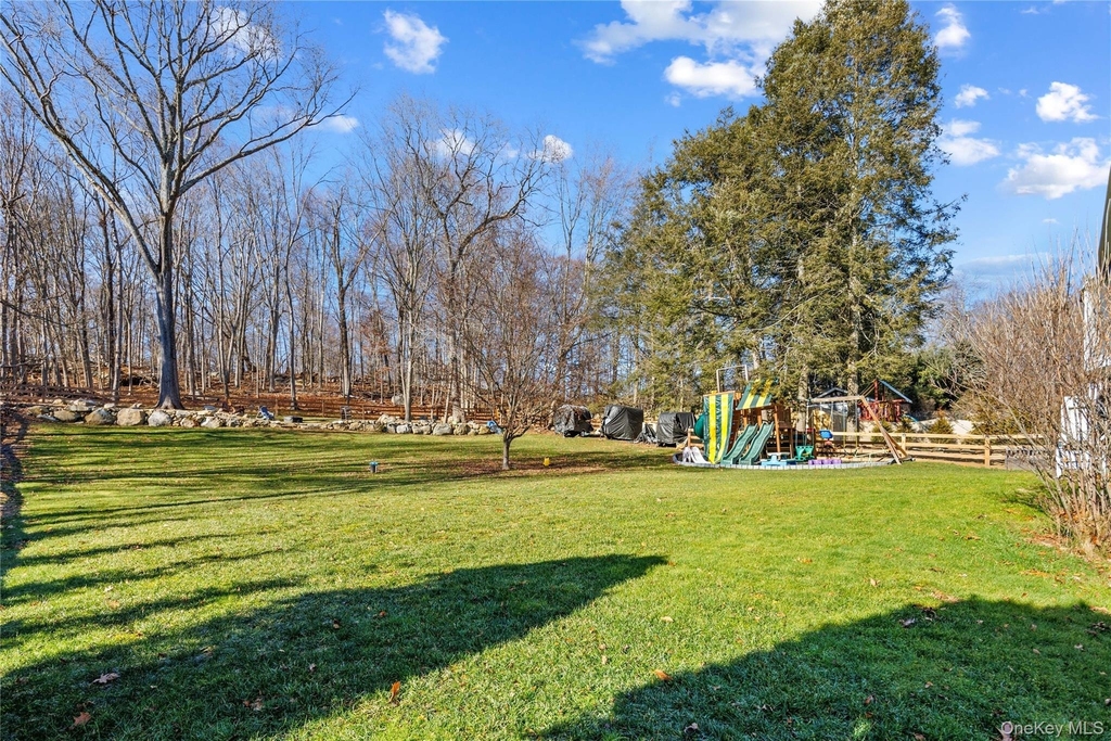 44 Oakridge Road - Photo 2