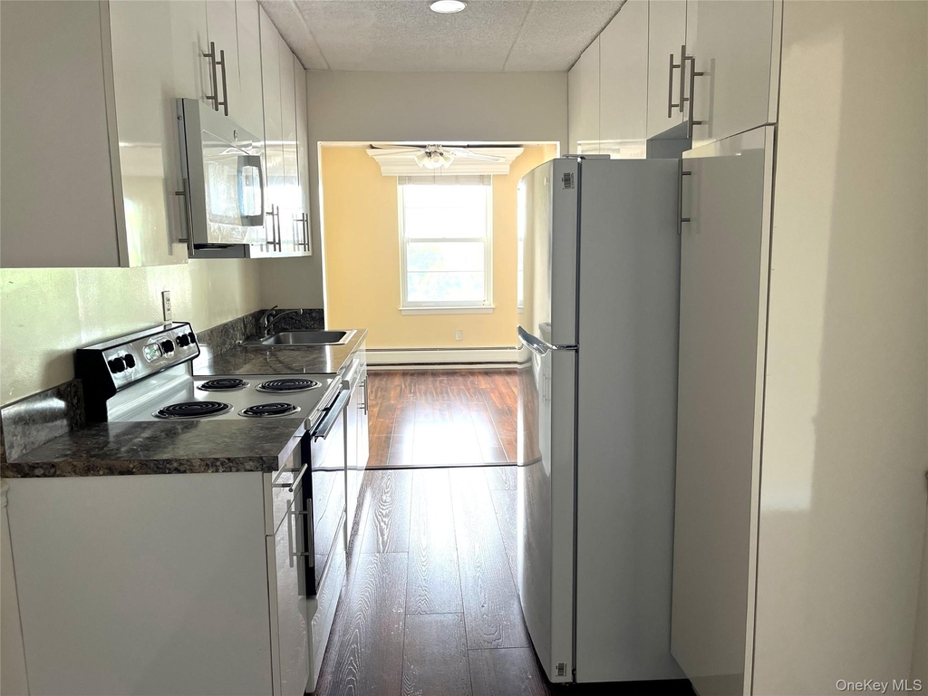 35 Park Avenue - Photo 13