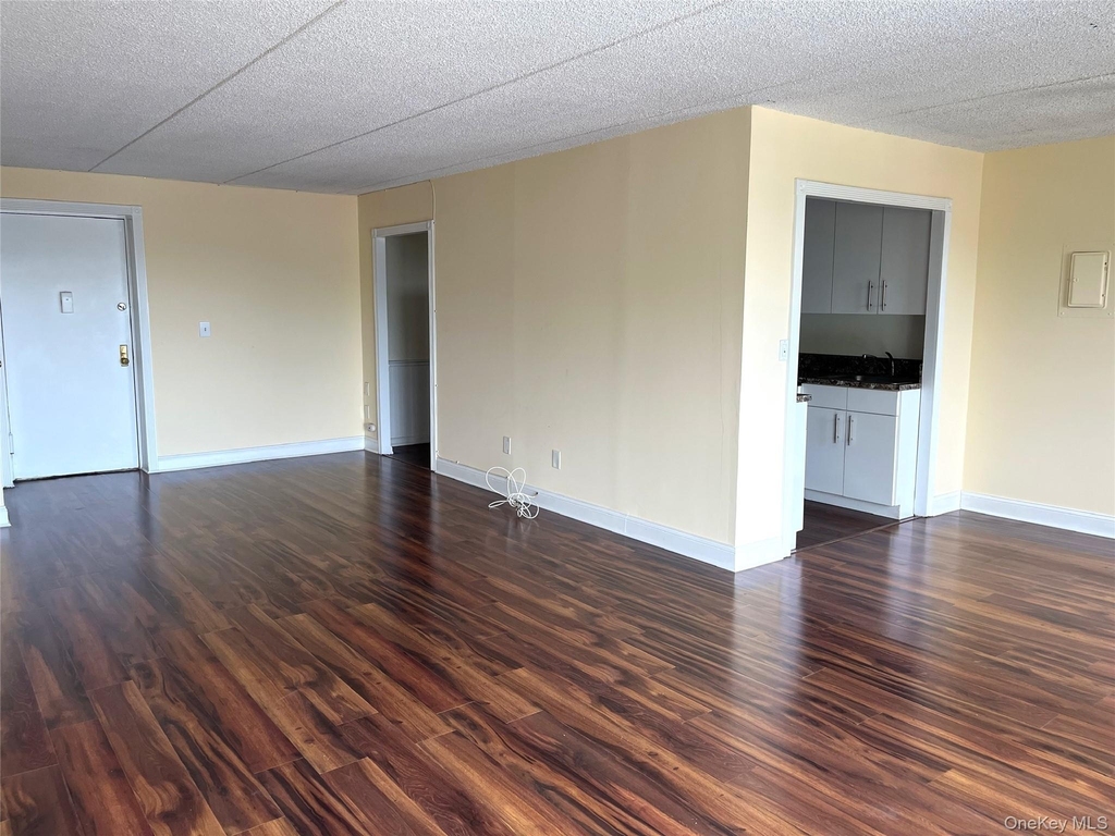 35 Park Avenue - Photo 12