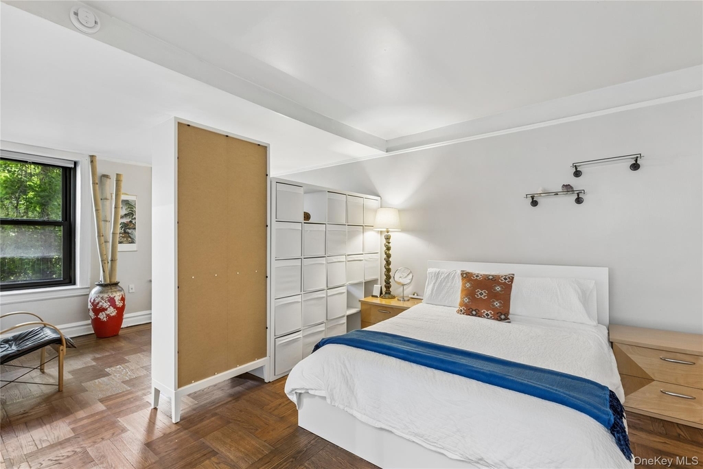 76-66 Austin Street - Photo 2