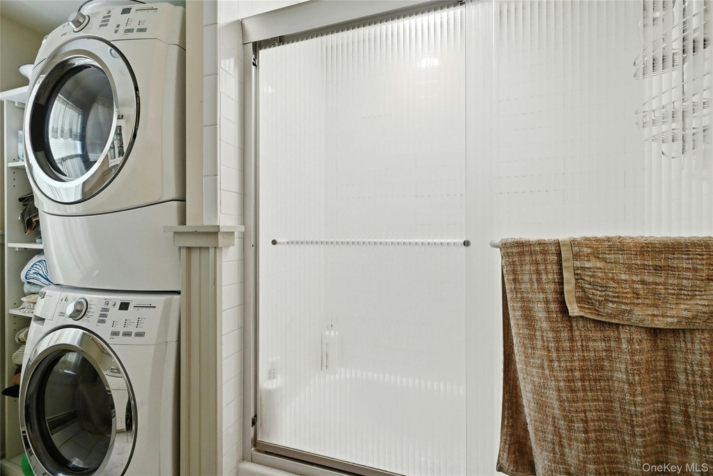 1185 Fleetwood Road - Photo 13
