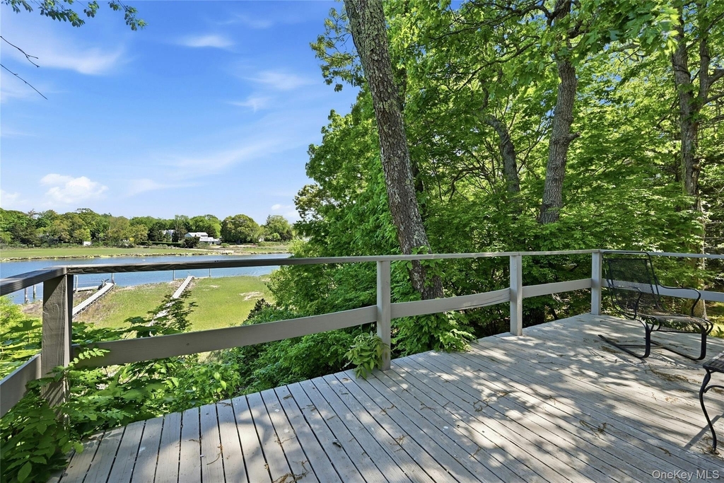 1185 Fleetwood Road - Photo 16
