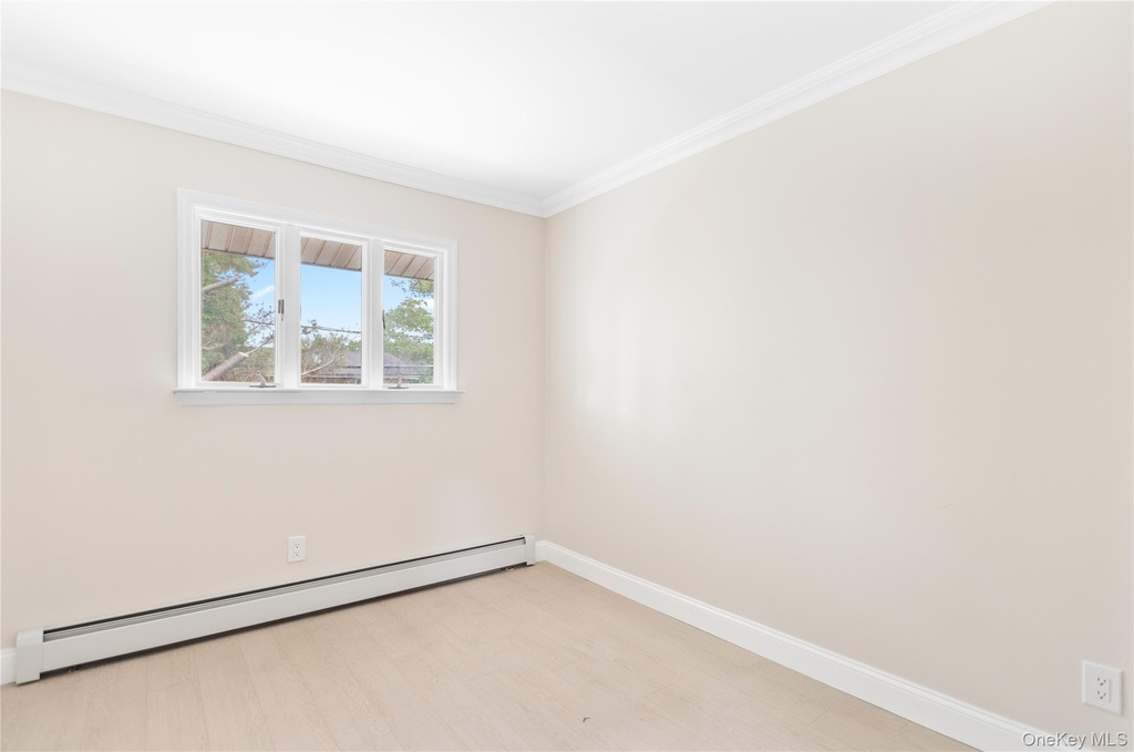 25 Adrienne Lane - Photo 15