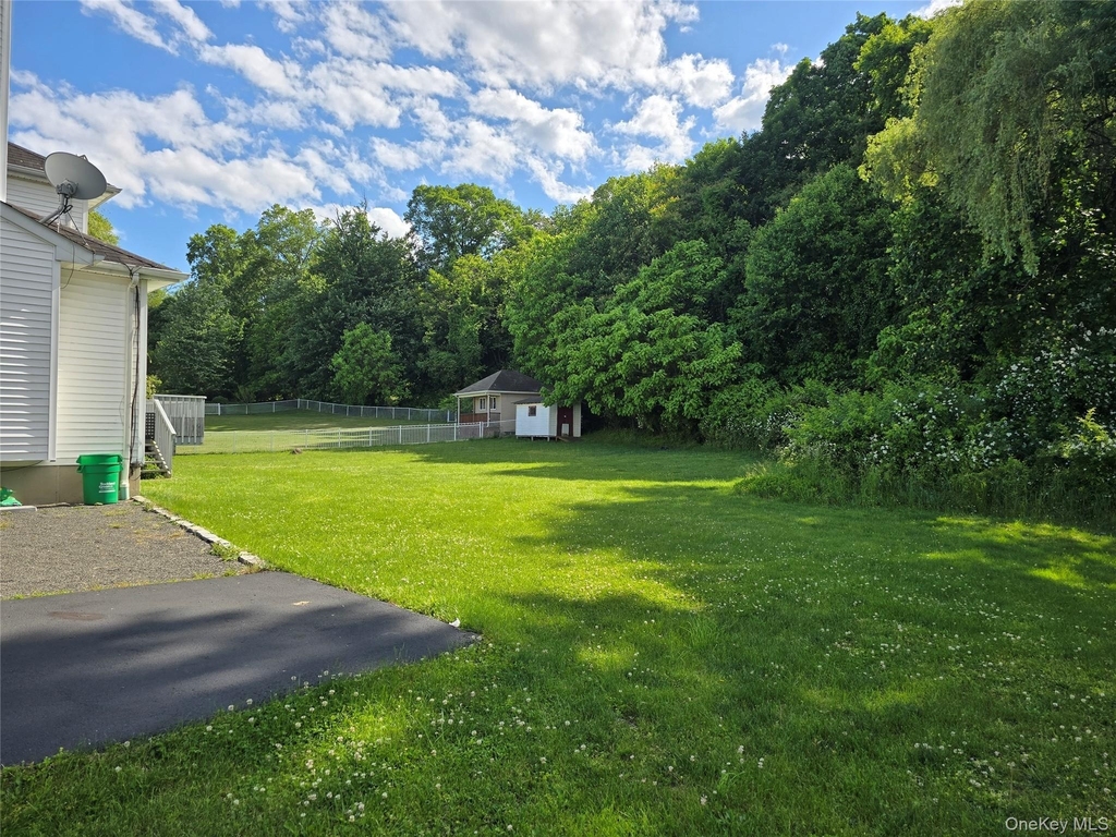 27 Red Schoolhouse Road - Photo 24