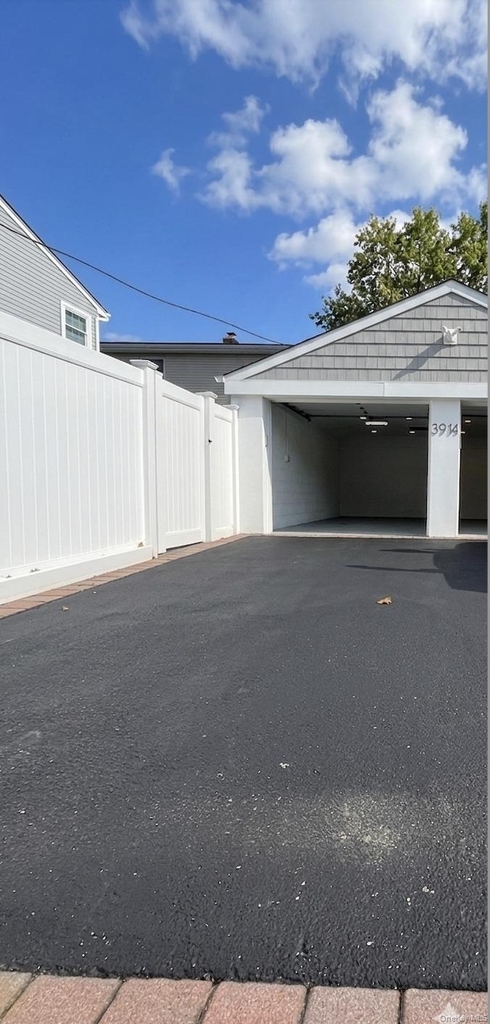 3914 Waverly Avenue - Photo 6