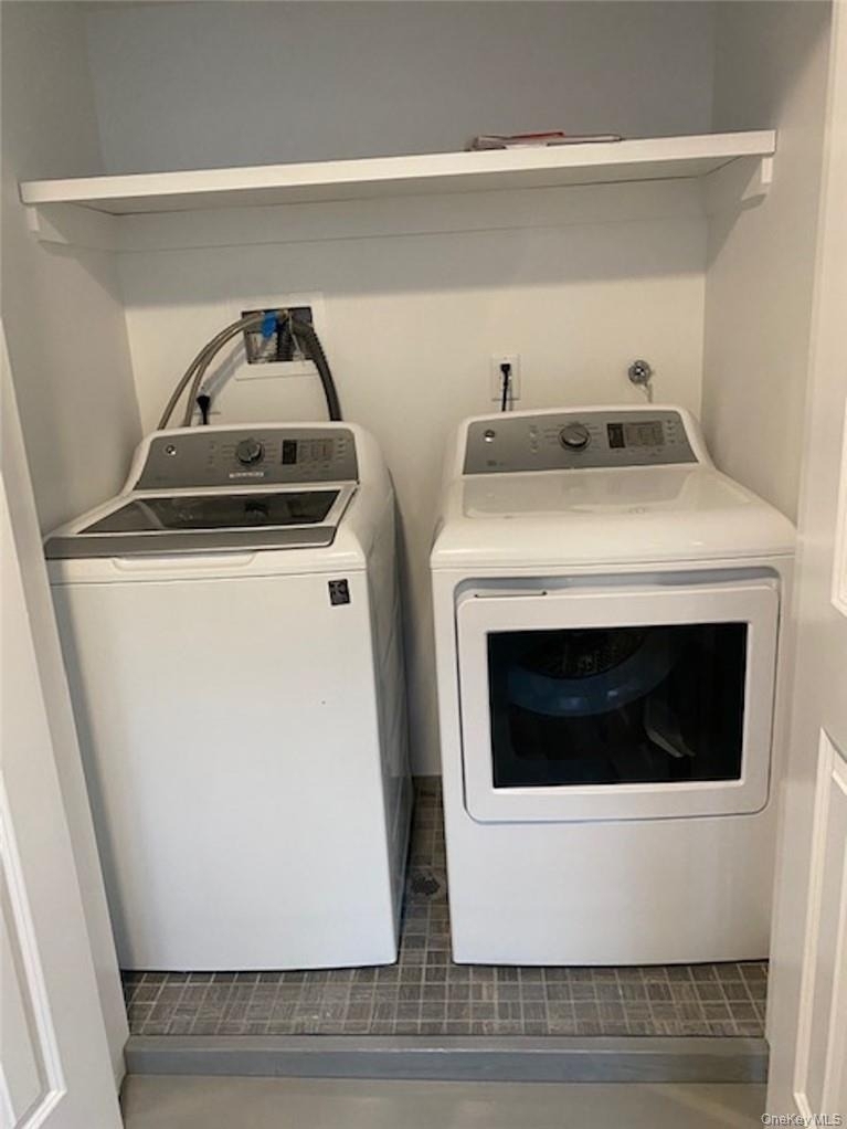 165/167 E Main Street - Photo 19