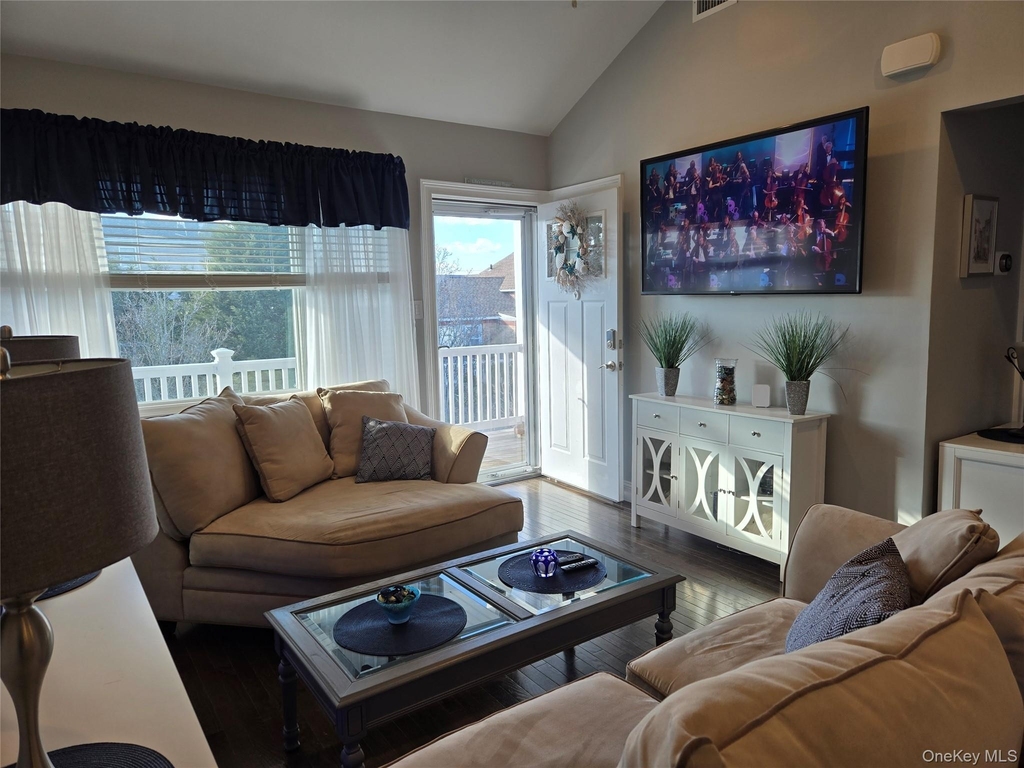 70 Harmon Street - Photo 20