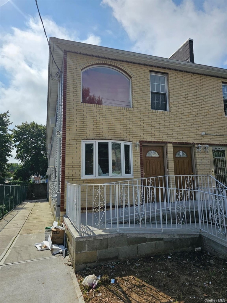 14654 106th Avenue - Photo 0