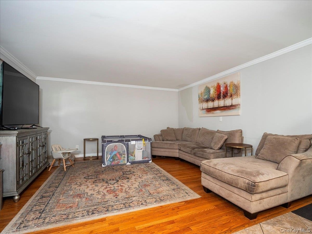 16 W Maltbie Avenue - Photo 9