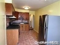 253-27 85 Road - Photo 3