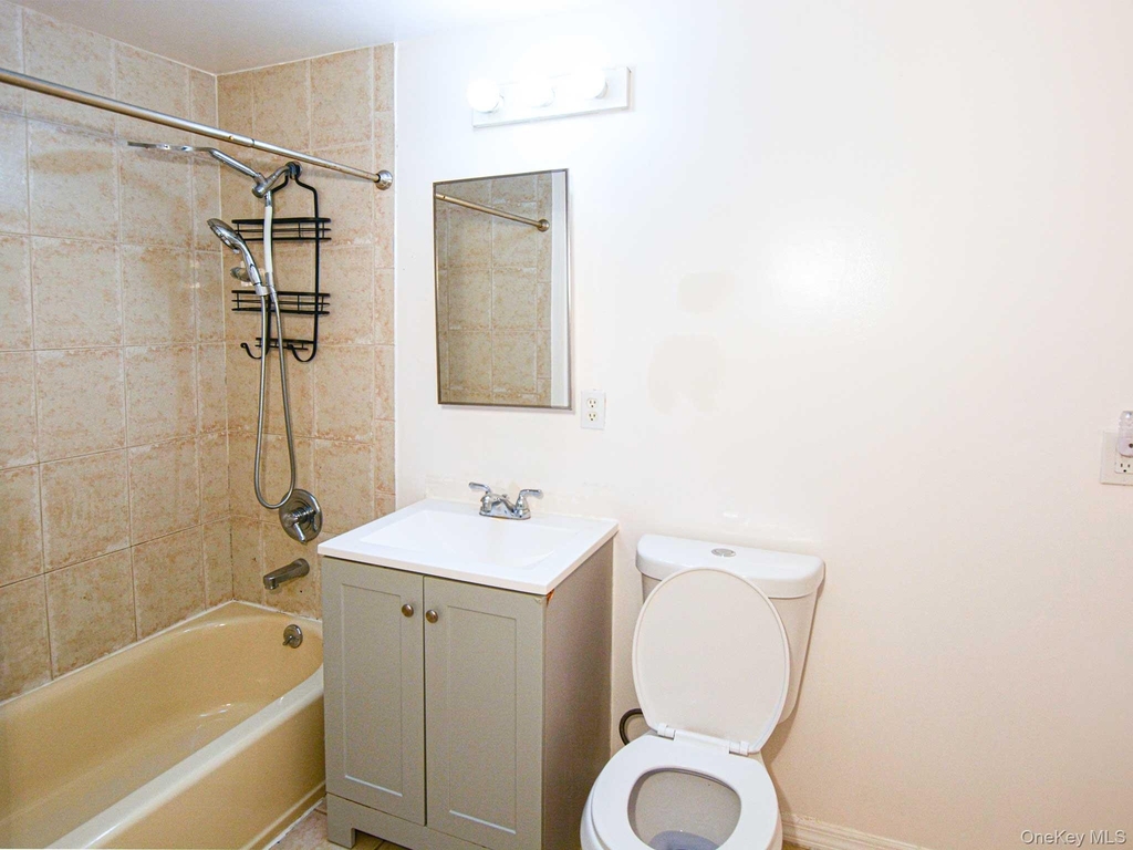 253-27 85 Road - Photo 7