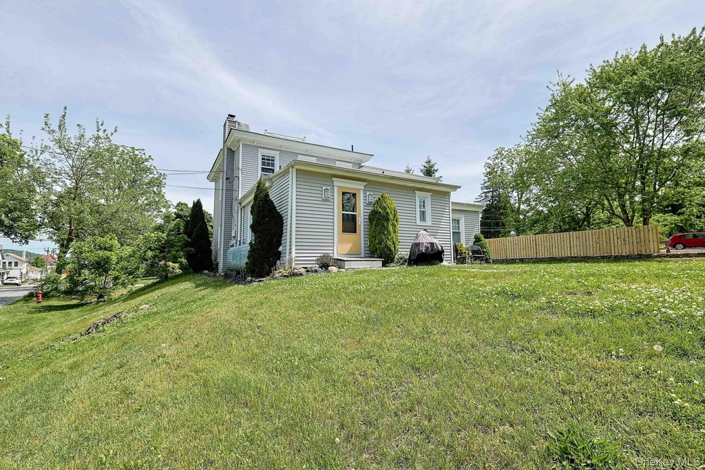 2 Broadway Avenue - Photo 44