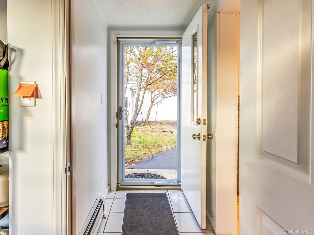 17 Mott Street - Photo 9