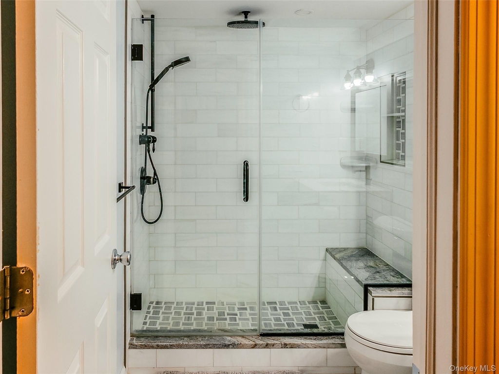 17 Mott Street - Photo 20