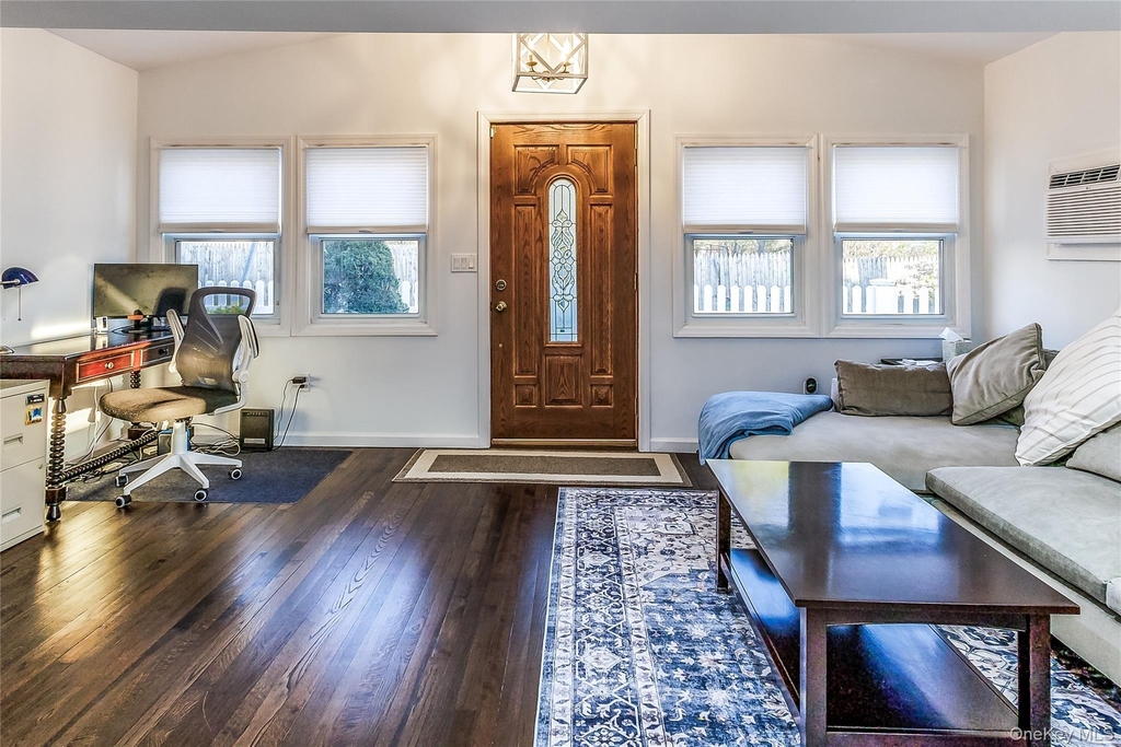 17 Mott Street - Photo 3