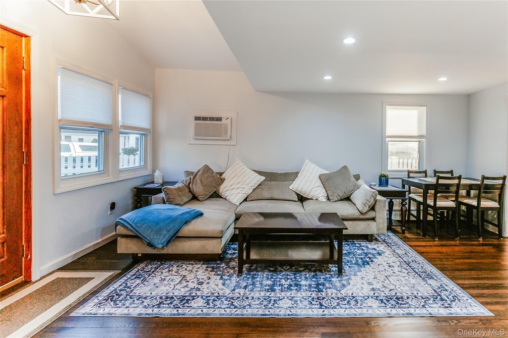17 Mott Street - Photo 7