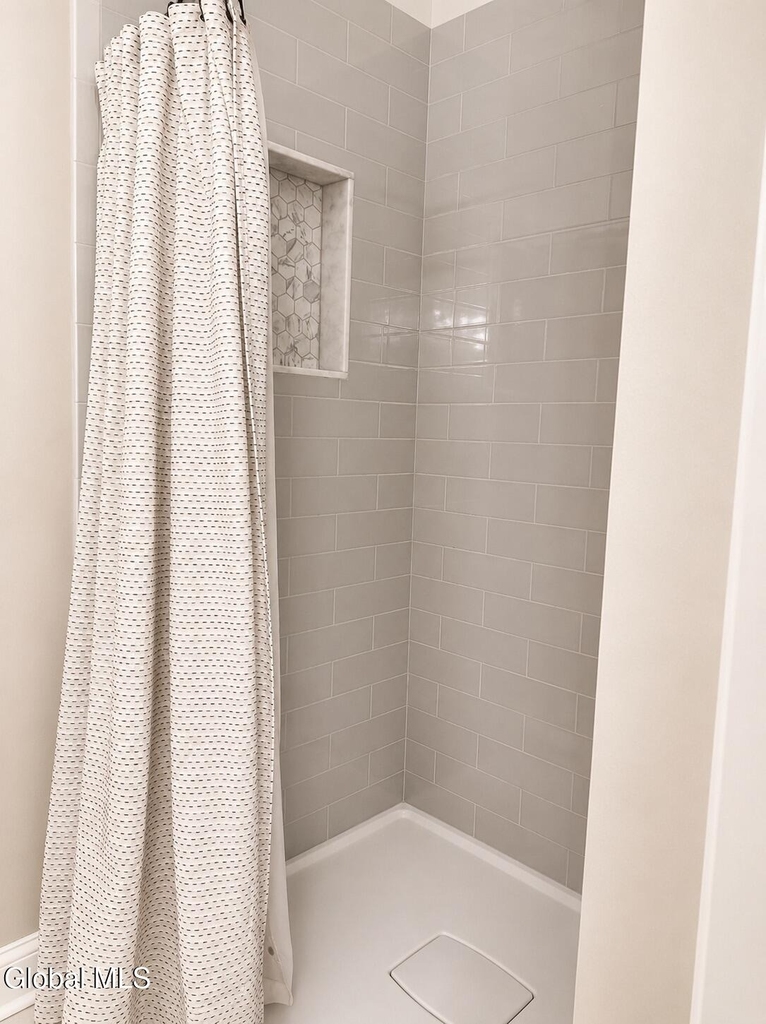 289 Jefferson Street - Photo 8