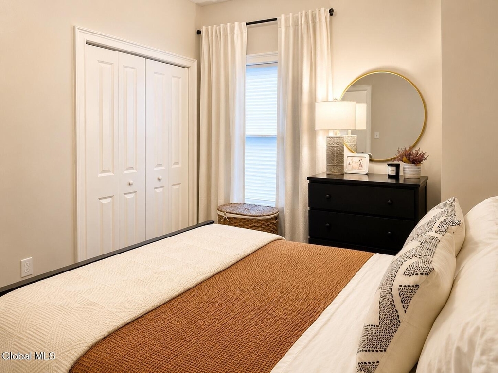 289 Jefferson Street - Photo 9