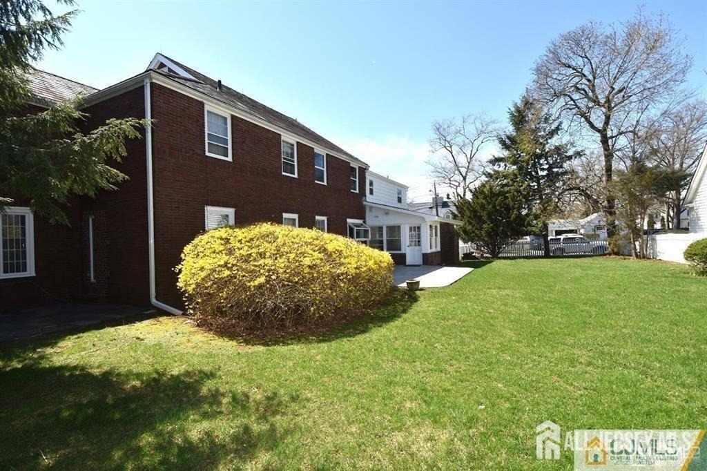195 New York Avenue - Photo 33