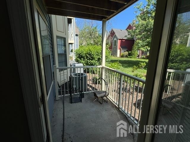 93 Longfield Court - Photo 6