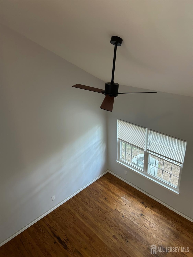 28 Renaissance Lane - Photo 4