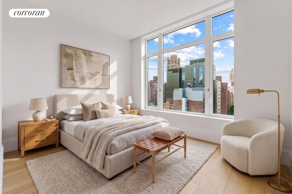 255 E 77th Street - Photo 6