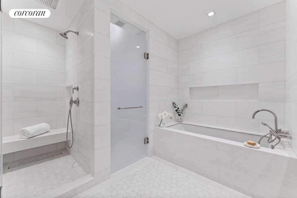 255 E 77th Street - Photo 5