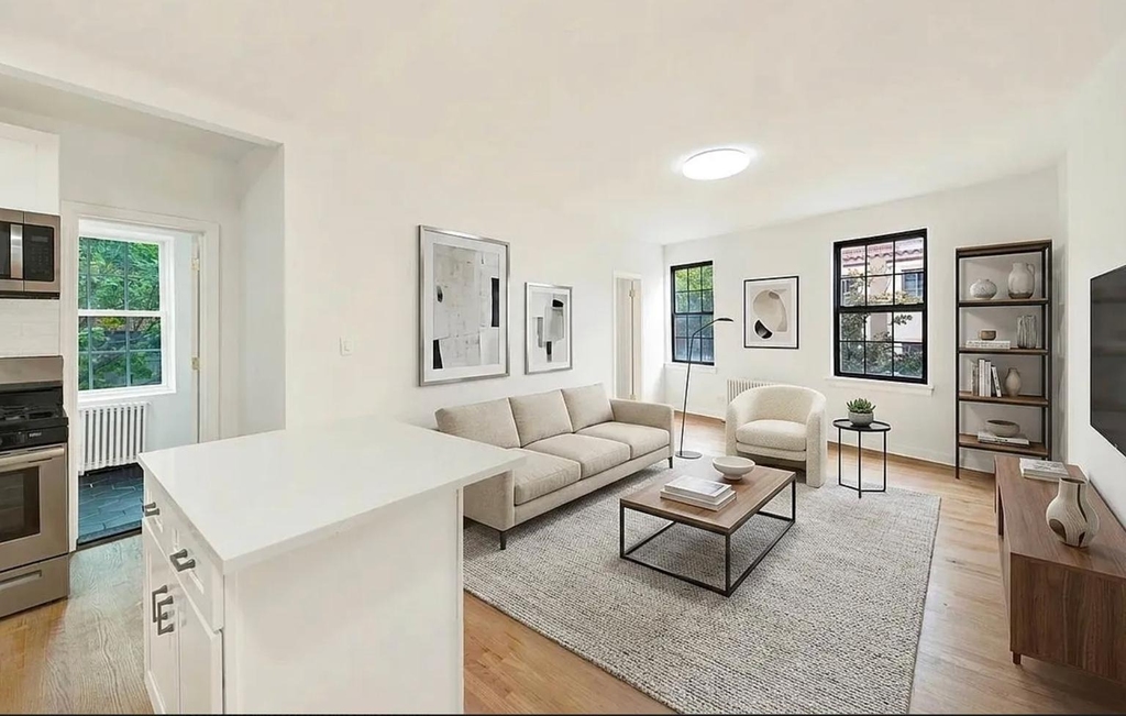 47 Franklin Street - Photo 0