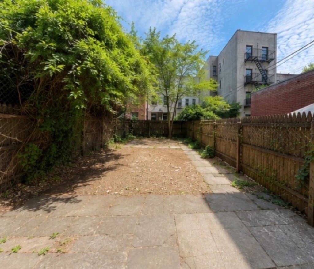 533 Washington Avenue - Photo 9