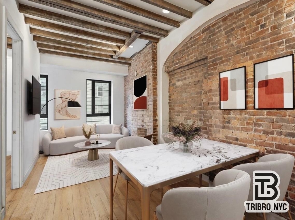 103 Berry Street - Photo 0
