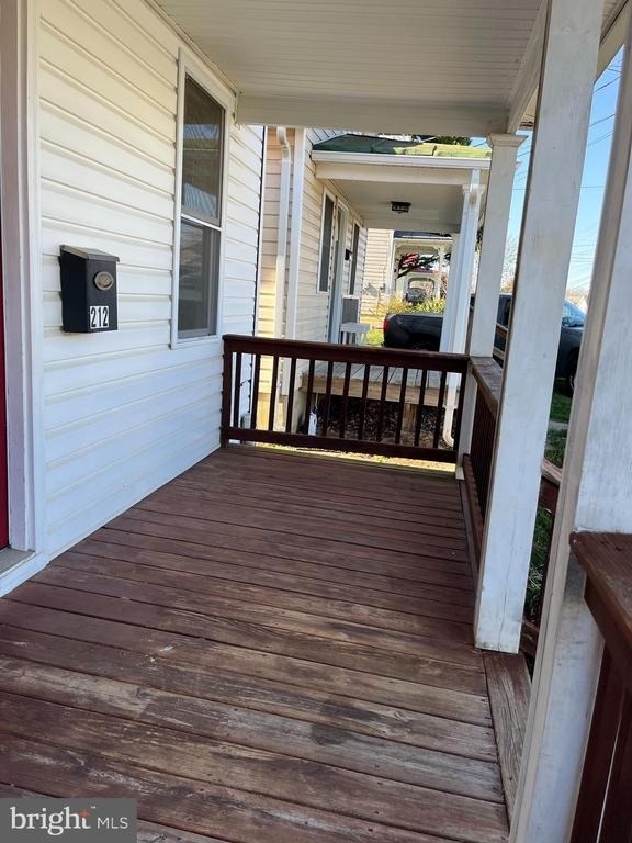 212 S George Street - Photo 1