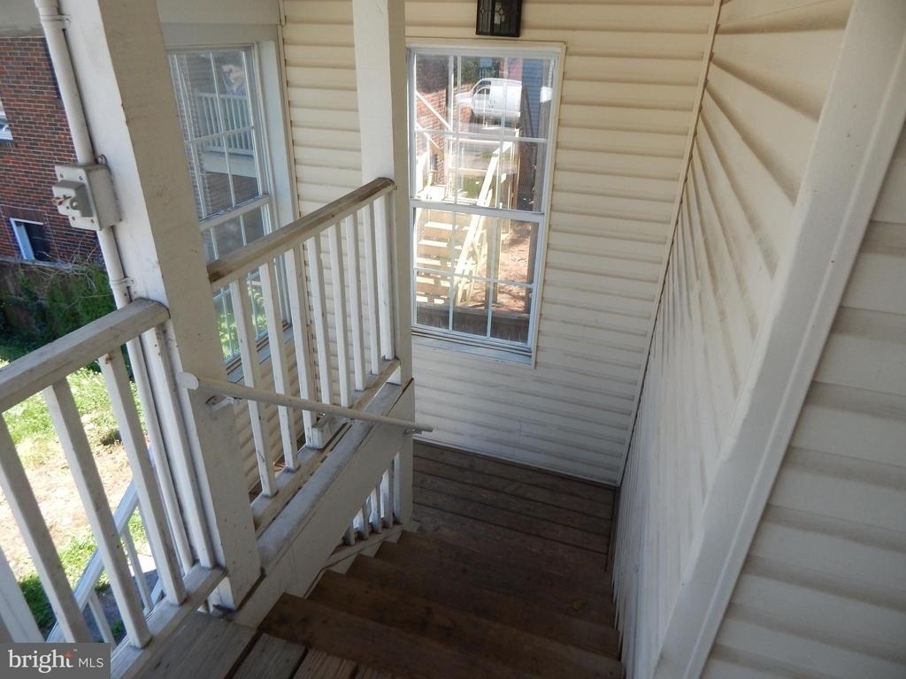 507 W John Street - Photo 16
